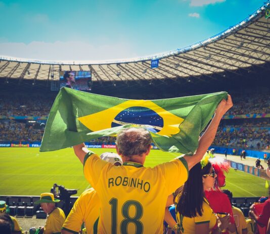 Découvrez les Meilleures Applications pour Regarder le Football en Ligne sur Votre Téléphone