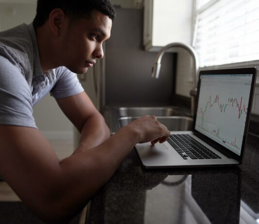 Financement par Capitaux Propres: Un Aperçu Complet de ses Tenants et Aboutissants